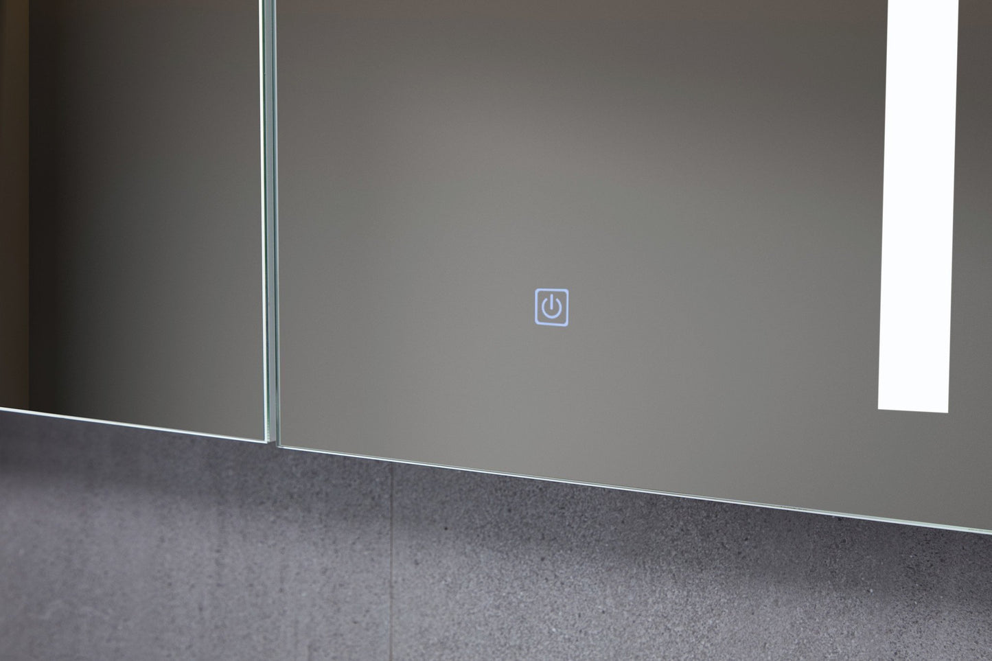 Armario con espejo e iluminación LED 80 (ancho) x 70 cm (alto)