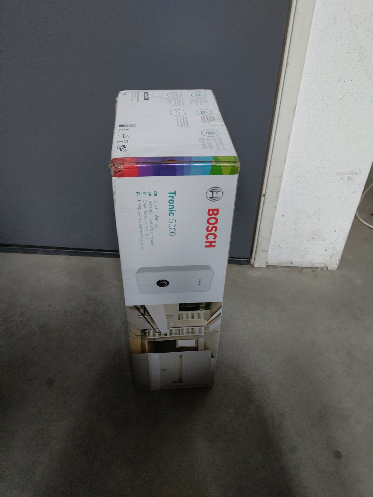 Tweedekans - Bosch Tronic 5001 EB E-doorstroomverwarmer - 21-24-27 kw 400 Volt
