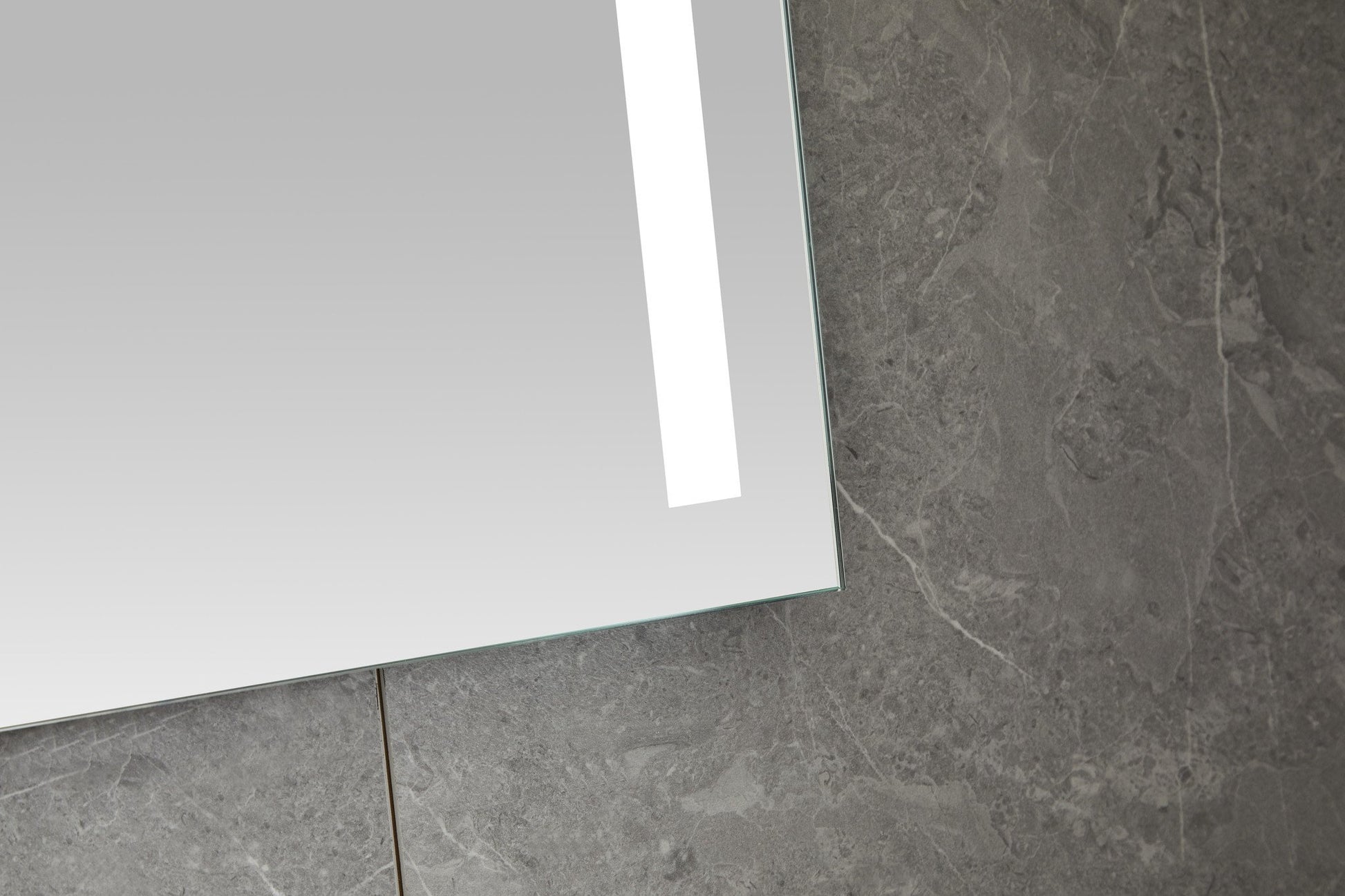 Spiegel 60 x 120 cm frameloos, inbouw led verlichting en anti condens