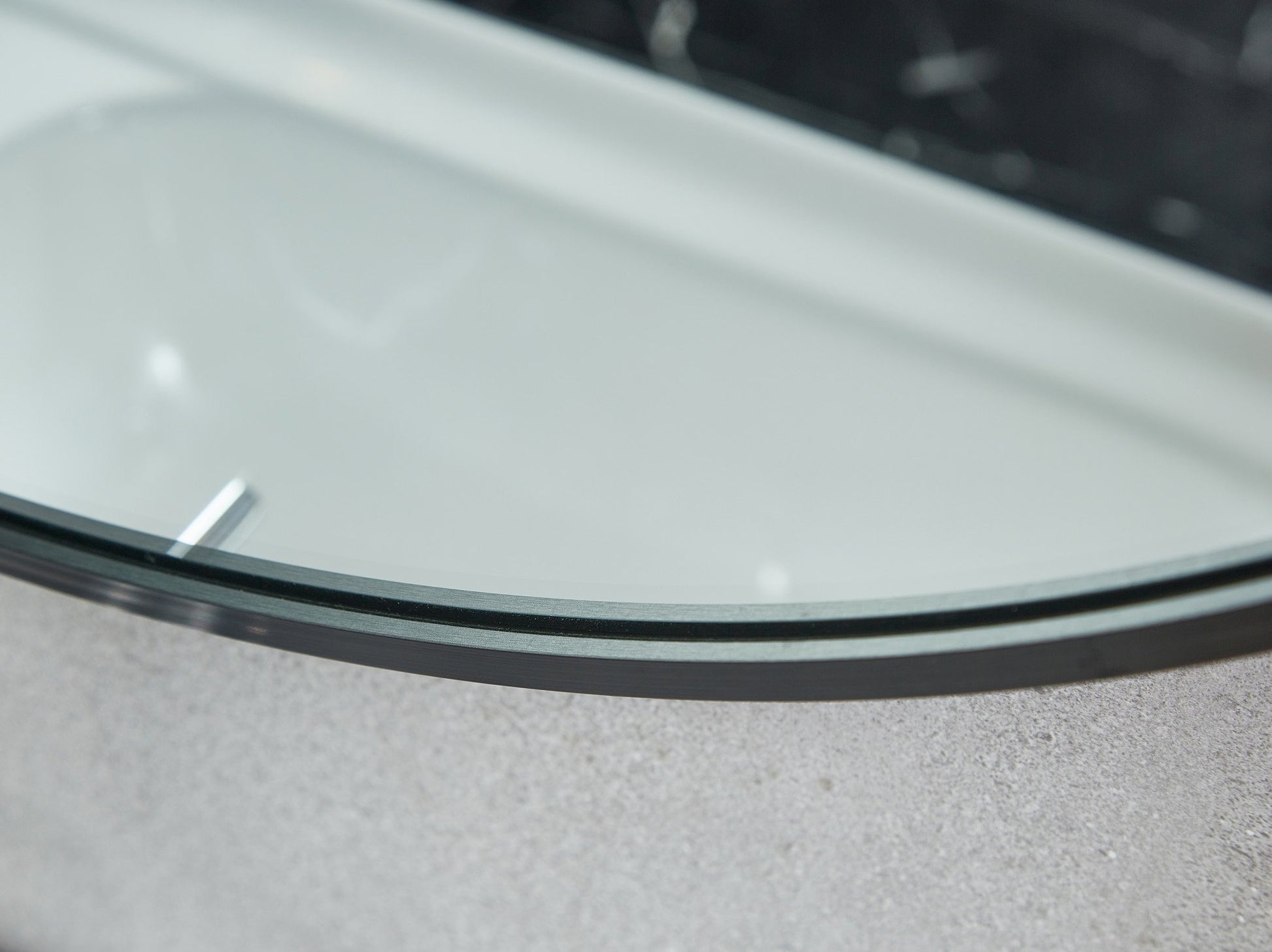 Espejo redondo 80 cm con correa de moda marco negro